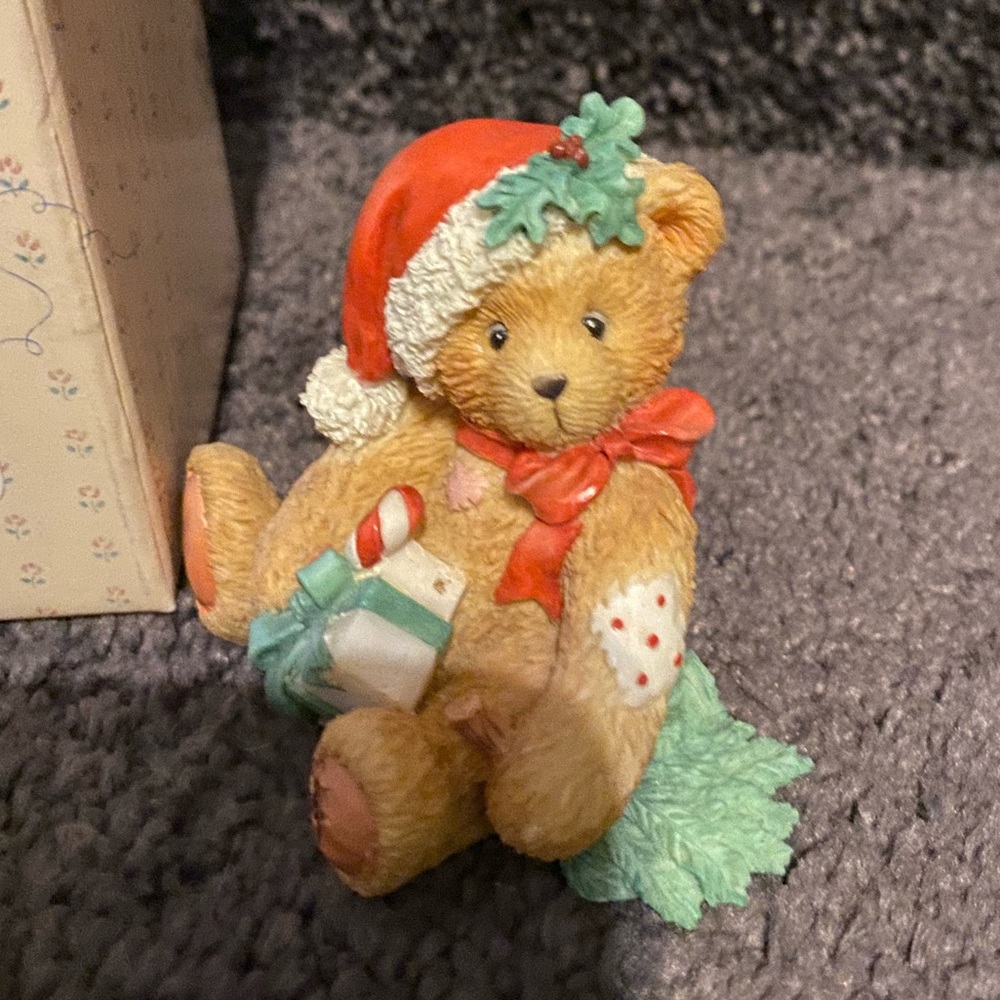 🆕 Cherished Teddies December Bear figurine